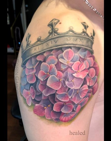 Sorin Gabor - Realistic color hydrangea and crown tattoo